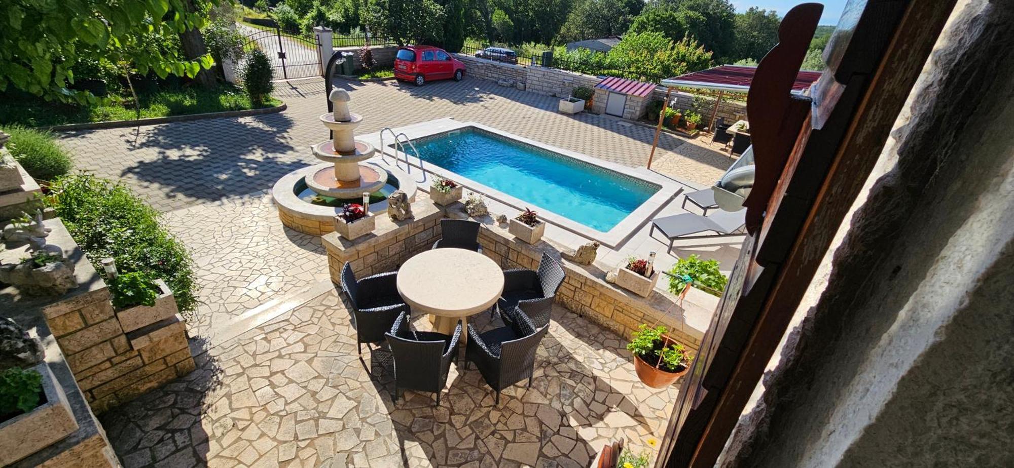 Apartments Vesna With Pool - New! Sveti Lovreč Pazenatički 部屋 写真